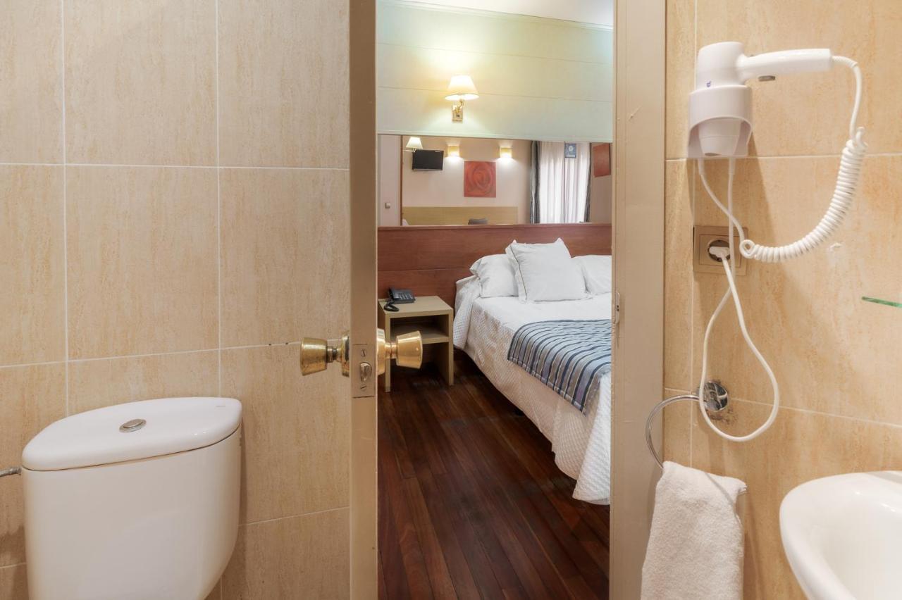 Hotel Regio Torrelavega Esterno foto